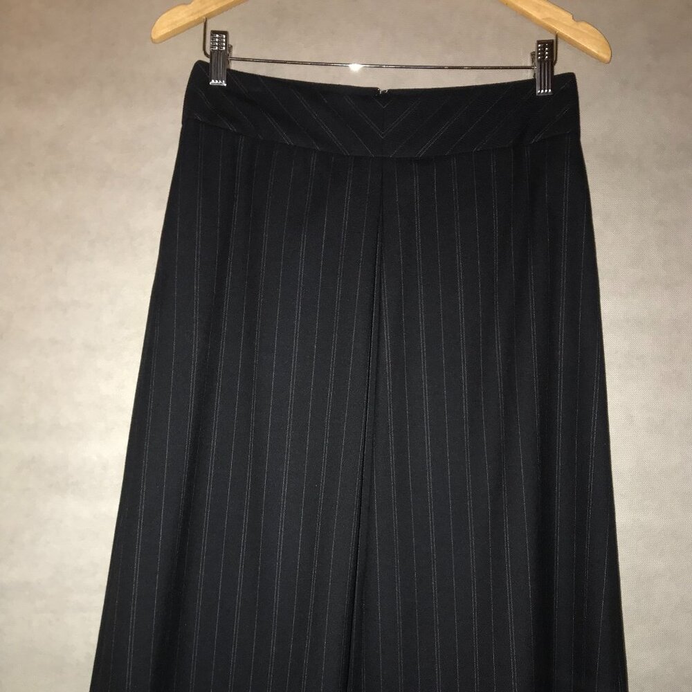 BANANA REPUBLIC Navy Pinstripe Lined Elastic Waist Midi Skirt with Pockets